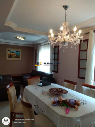 Imagem Casa com 3 Quartos à Venda, 250 m² em Parque Pecuária - Campos Dos Goytacazes