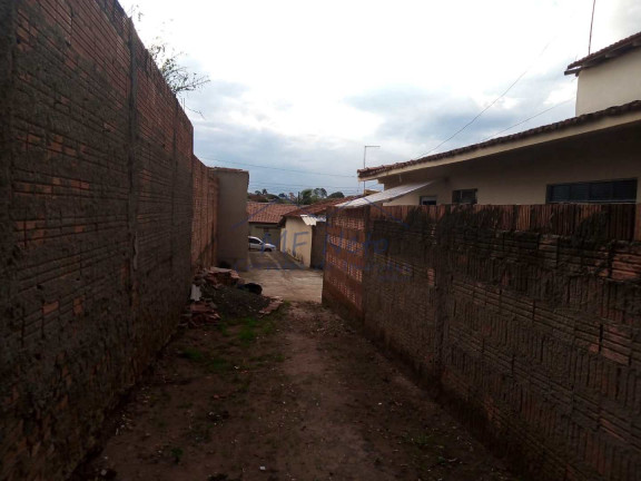 Imagem Casa com 2 Quartos à Venda, 480 m² em Vila São Pedro - Pirassununga Imagem Casa com 2 Quartos à Venda, 480 m² em Vila São Pedro - Pirassununga