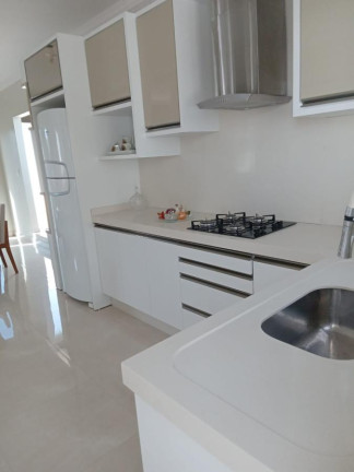 Imagem Casa com 5 Quartos para Alugar, em Balneário Ponta Do Papagaio - Palhoça Imagem Casa com 5 Quartos para Alugar, em Balneário Ponta Do Papagaio - Palhoça