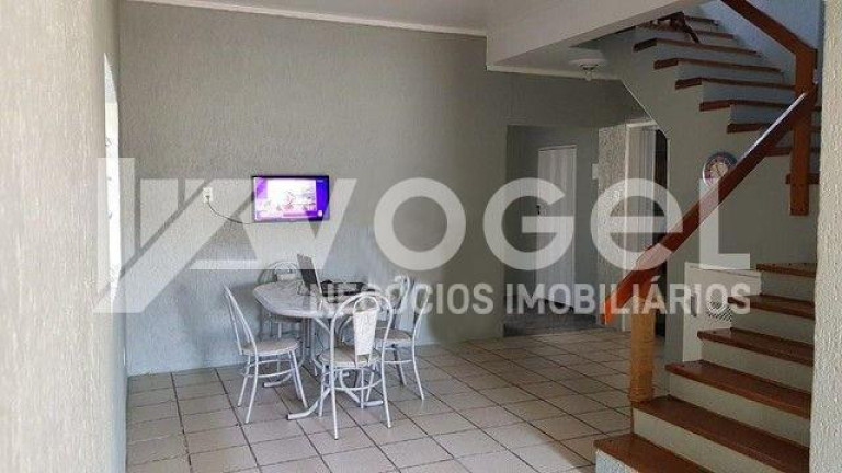 Imagem Casa com 2 Quartos à Venda, 197 m² em Santo Inácio - Esteio