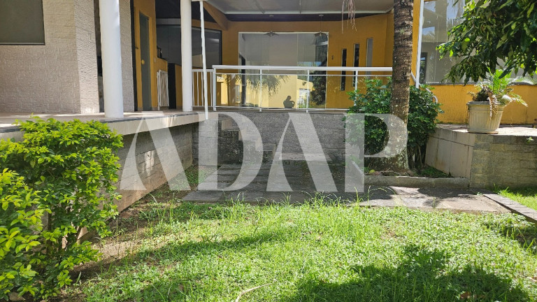 Imagem Casa com 3 Quartos à Venda, 400 m² em Vargem Grande - Rio De Janeiro Imagem Casa com 3 Quartos à Venda, 400 m² em Vargem Grande - Rio De Janeiro