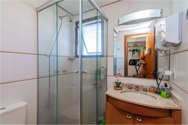 Imagem Apartamento com 2 Quartos à Venda, 73 m² em Menino Deus - Porto Alegre Imagem Apartamento com 2 Quartos à Venda, 73 m² em Menino Deus - Porto Alegre
