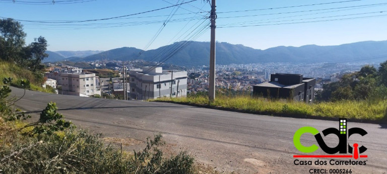 Terreno à Venda, 495 m² em Jardim Bandeirantes - Poços De Caldas