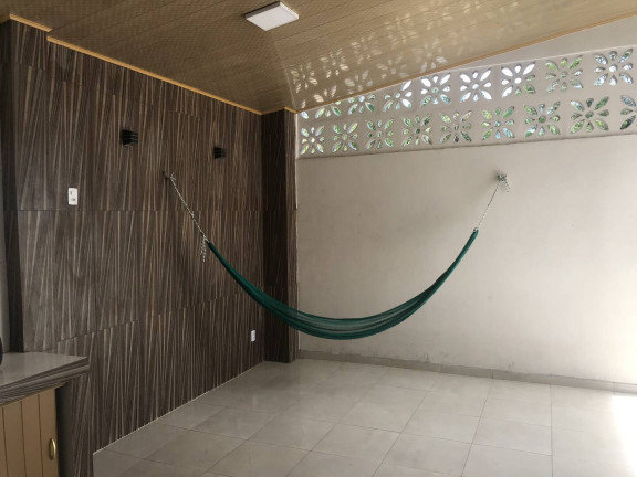 Imagem Casa com 3 Quartos à Venda, 200 m² em Novo Aleixo - Manaus Imagem Casa com 3 Quartos à Venda, 200 m² em Novo Aleixo - Manaus
