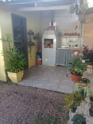 Imagem Casa com 4 Quartos à Venda, em Carvoeiro - Guaratuba Imagem Casa com 4 Quartos à Venda, em Carvoeiro - Guaratuba