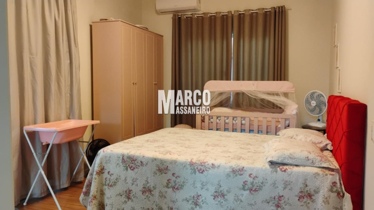 Imagem Casa com 3 Quartos para Alugar, 360 m² em Centro - Balneário Barra Do Sul