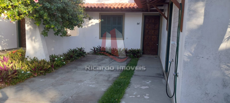Casa de Condomínio com 3 Quartos à Venda, 100 m² em Peró - Cabo Frio