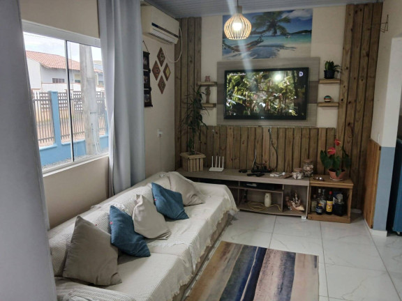 Imagem Casa com 3 Quartos à Venda, 300 m² em Itacolomi - Balneário Piçarras