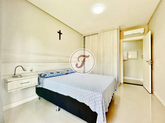 Imagem Apartamento com 3 Quartos para Temporada, em Mariscal - Bombinhas Imagem Apartamento com 3 Quartos para Temporada, em Mariscal - Bombinhas