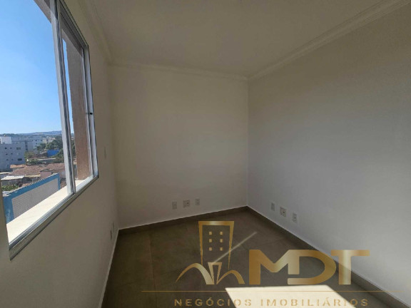 Imagem Imóvel com 2 Quartos à Venda, 90 m² em Piratininga (venda Nova) - Belo Horizonte