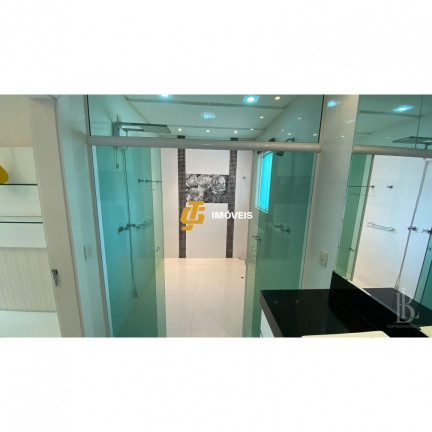 Imagem Casa com 3 Quartos à Venda, 387 m² em Areias - Camboriú