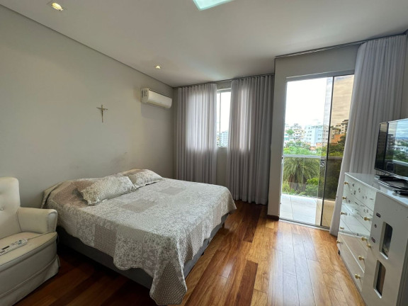 Imagem Casa com 4 Quartos à Venda, 488 m² em Cabral - Contagem Imagem Casa com 4 Quartos à Venda, 488 m² em Cabral - Contagem