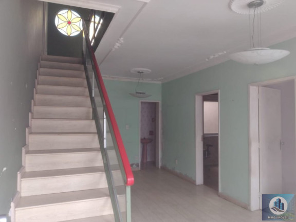 Sobrado com 6 Quartos à Venda, 220 m² em Centro - Pelotas