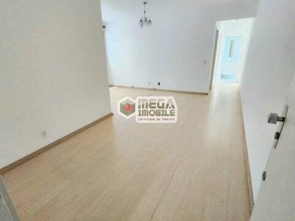 Imagem Apartamento com 2 Quartos à Venda, 69 m² em Centro - Florianópolis