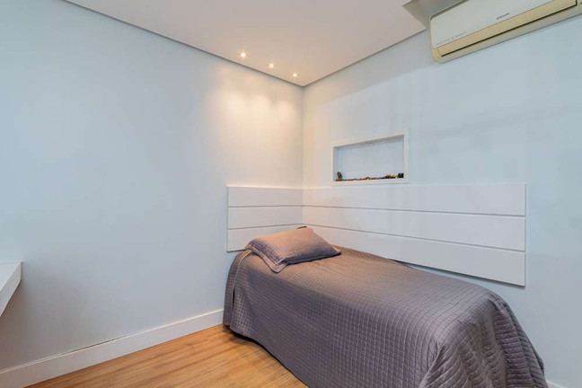 Imagem Apartamento com 3 Quartos à Venda, 141 m² em Jardim Europa - Porto Alegre Imagem Apartamento com 3 Quartos à Venda, 141 m² em Jardim Europa - Porto Alegre
