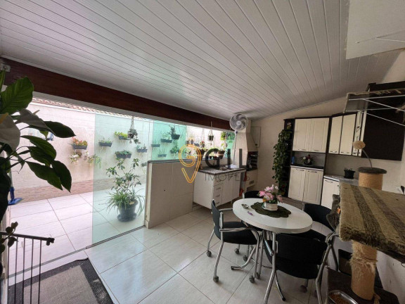 Imagem Sobrado com 3 Quartos à Venda, 165 m² em Jardim Santa Maria - Jacareí Imagem Sobrado com 3 Quartos à Venda, 165 m² em Jardim Santa Maria - Jacareí