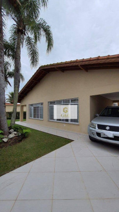 Imagem Casa com 7 Quartos à Venda, 300 m² em Balneário Flórida - Praia Grande Imagem Casa com 7 Quartos à Venda, 300 m² em Balneário Flórida - Praia Grande