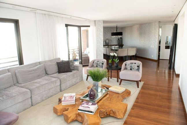 Apartamento com 4 Quartos à Venda, 275 m² em Pacaembu - São Paulo