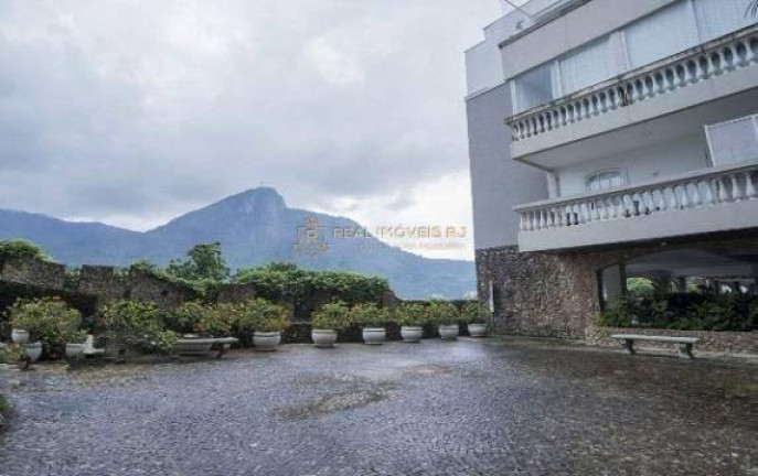 Imagem Apartamento com 3 Quartos à Venda, 210 m² em Lagoa - Rio De Janeiro Imagem Apartamento com 3 Quartos à Venda, 210 m² em Lagoa - Rio De Janeiro