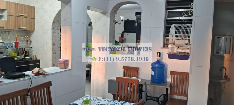 Imagem Sobrado com 3 Quartos à Venda, 215 m² em Cambuci - São Paulo Imagem Sobrado com 3 Quartos à Venda, 215 m² em Cambuci - São Paulo