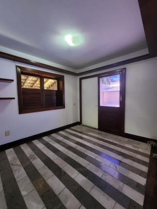 Imagem Casa com 4 Quartos à Venda, 250 m² em Vilas Do Atlântico - Lauro De Freitas Imagem Casa com 4 Quartos à Venda, 250 m² em Vilas Do Atlântico - Lauro De Freitas
