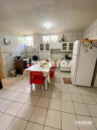 Imagem Casa com 3 Quartos à Venda, 230 m² em Cidade Dos Funcionários - Fortaleza