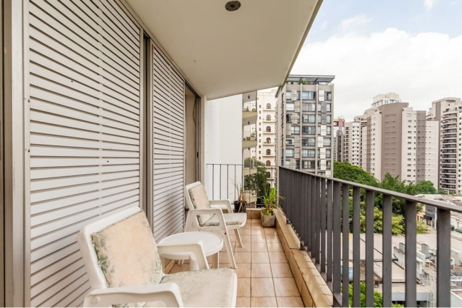 Imagem Imóvel com 3 Quartos à Venda, 165 m² em Moema - São Paulo