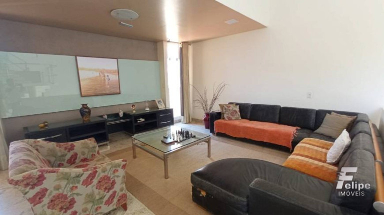 Imagem Imóvel com 8 Quartos à Venda, 1.080 m² em Setiba - Guarapari