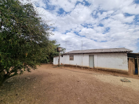 Fazenda à Venda, 9 m² em Interlândia - Anápolis