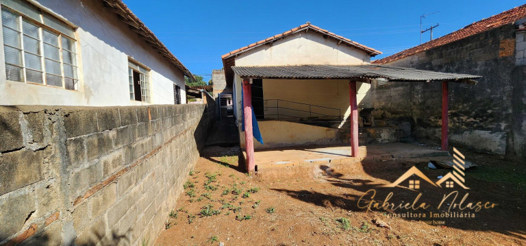 Imagem Casa com 2 Quartos à Venda, 12.960 m² em Tucura - Mogi Mirim