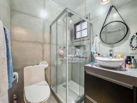Imagem Casa com 3 Quartos à Venda, 200 m² em Albuquerque - Teresópolis Imagem Casa com 3 Quartos à Venda, 200 m² em Albuquerque - Teresópolis
