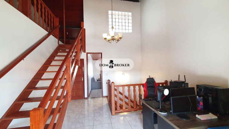 Imagem Casa com 3 Quartos à Venda, 203 m² em Praia Dos Anjos - Arraial Do Cabo