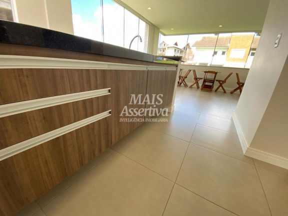 Imagem Casa com 4 Quartos à Venda, 400 m² em Centro - Canela Imagem Casa com 4 Quartos à Venda, 400 m² em Centro - Canela