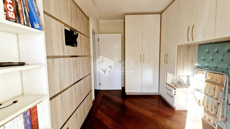 Imagem Sobrado com 6 Quartos à Venda, 380 m² em Vila Irmãos Arnoni - São Paulo Imagem Sobrado com 6 Quartos à Venda, 380 m² em Vila Irmãos Arnoni - São Paulo