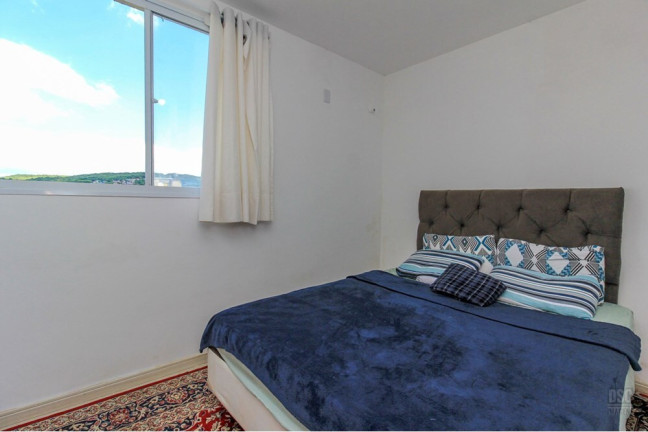 Imagem Imóvel com 2 Quartos à Venda, 45 m² em Tristeza - Porto Alegre