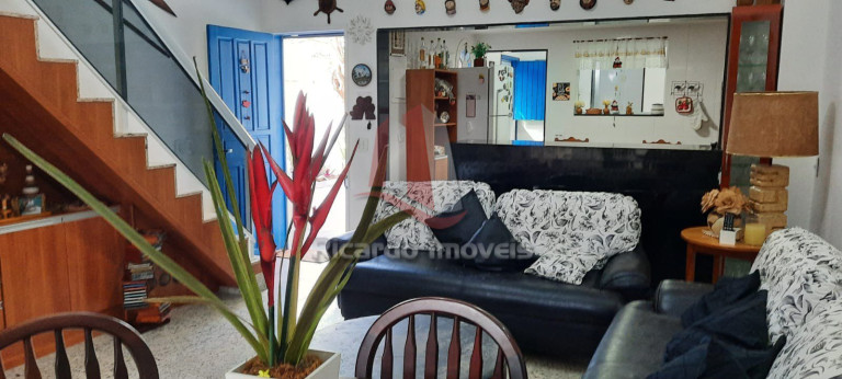 Casa de Condomínio com 4 Quartos à Venda, 125 m² em Peró - Cabo Frio