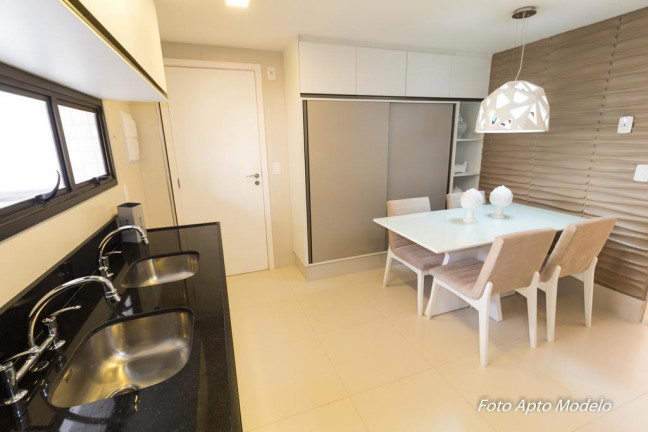 Imagem Apartamento com 3 Quartos à Venda, 177 m² em Cocó - Fortaleza