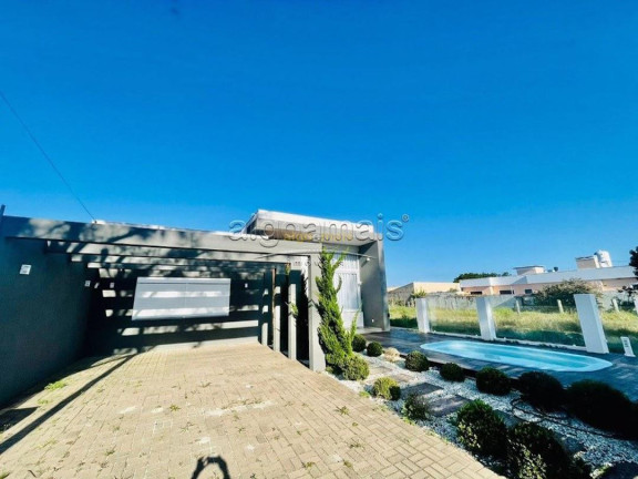 Casa com 3 Quartos à Venda, 200 m² em Centro - Xangri-lá