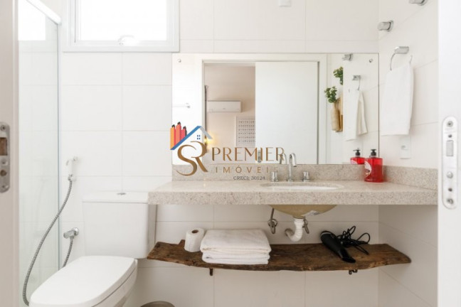 Imagem Apartamento com 2 Quartos à Venda, 69 m² em Itacorubi - Florianópolis