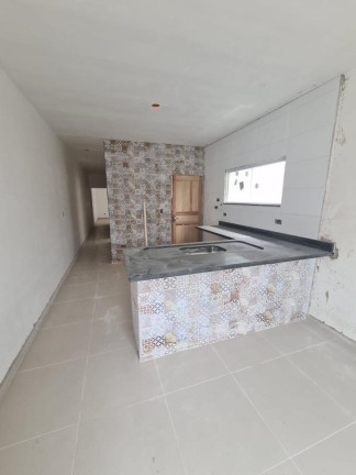 Imagem Casa com 2 Quartos à Venda, 63 m² em Balneario Dos Golfinhos - Caraguatatuba