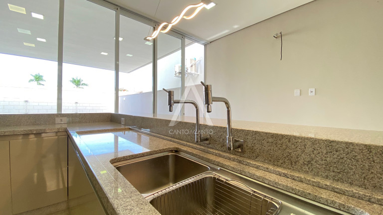 Imagem Casa com 3 Quartos à Venda, 335 m² em Condomínio Portal Da Mata - Sinop Imagem Casa com 3 Quartos à Venda, 335 m² em Condomínio Portal Da Mata - Sinop