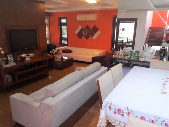 Imagem Casa com 4 Quartos à Venda, 700 m² em Piratininga - Niterói