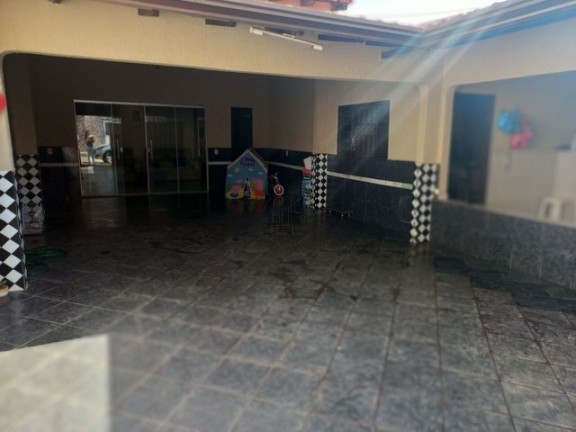Imagem Casa com 3 Quartos à Venda, 200 m² em Samambaia Norte (samambaia) - Brasília