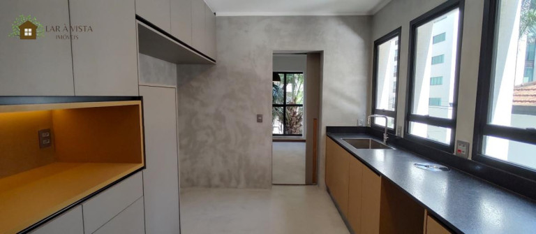 Imagem Apartamento com 3 Quartos à Venda, 190 m² Imagem Apartamento com 3 Quartos à Venda, 190 m²