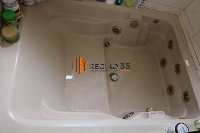 Imagem Casa com 3 Quartos à Venda, 346 m² em Santa Lúcia - Poços De Caldas