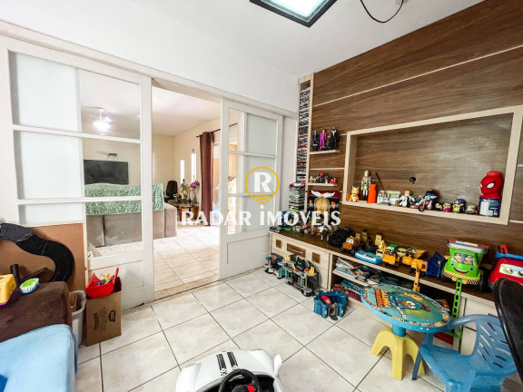 Imagem Casa com 6 Quartos à Venda, 380 m² em Passagem - Cabo Frio