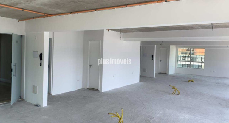 Imóvel Comercial à Venda ou Locação, 298 m² em Bela Vista - São Paulo