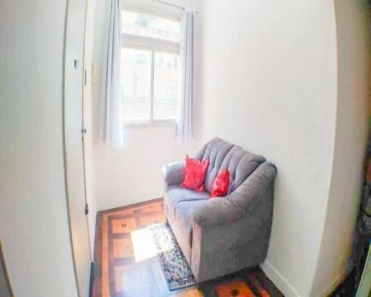 Imagem Imóvel com 3 Quartos à Venda, 130 m² em Floresta - Porto Alegre