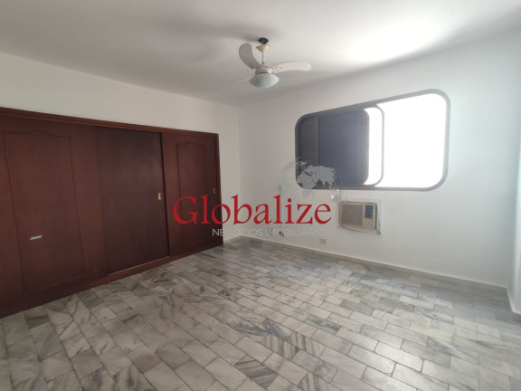 Imagem Imóvel com 4 Quartos à Venda, 257 m² em Gonzaga - Santos Imagem Imóvel com 4 Quartos à Venda, 257 m² em Gonzaga - Santos