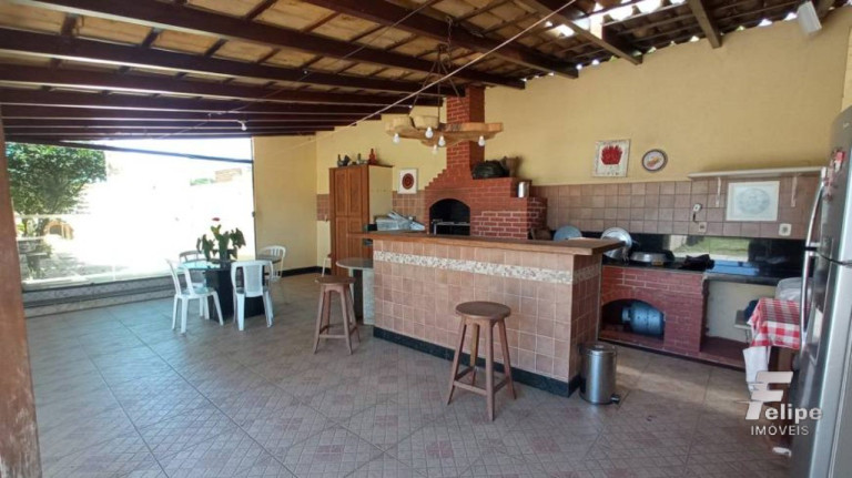 Imagem Imóvel com 8 Quartos à Venda, 1.080 m² em Setiba - Guarapari